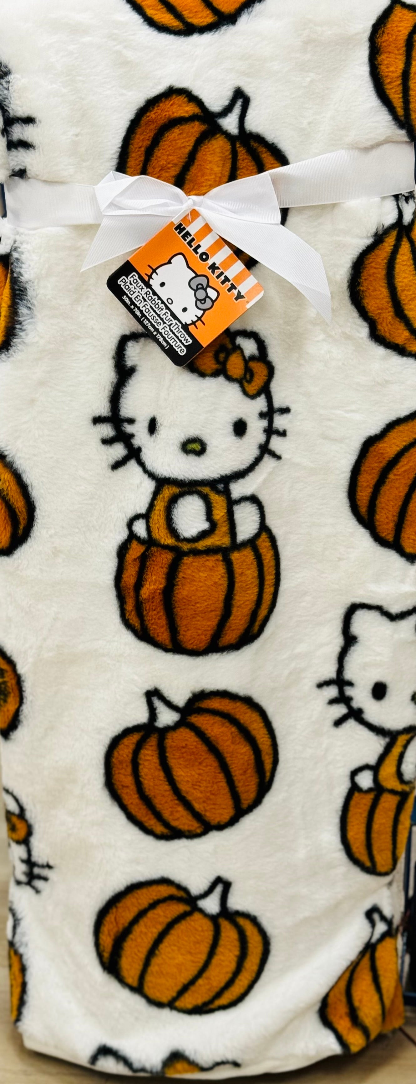 New Hello Kitty pumpkin fall faux rabbit fur throw blanket 50x70