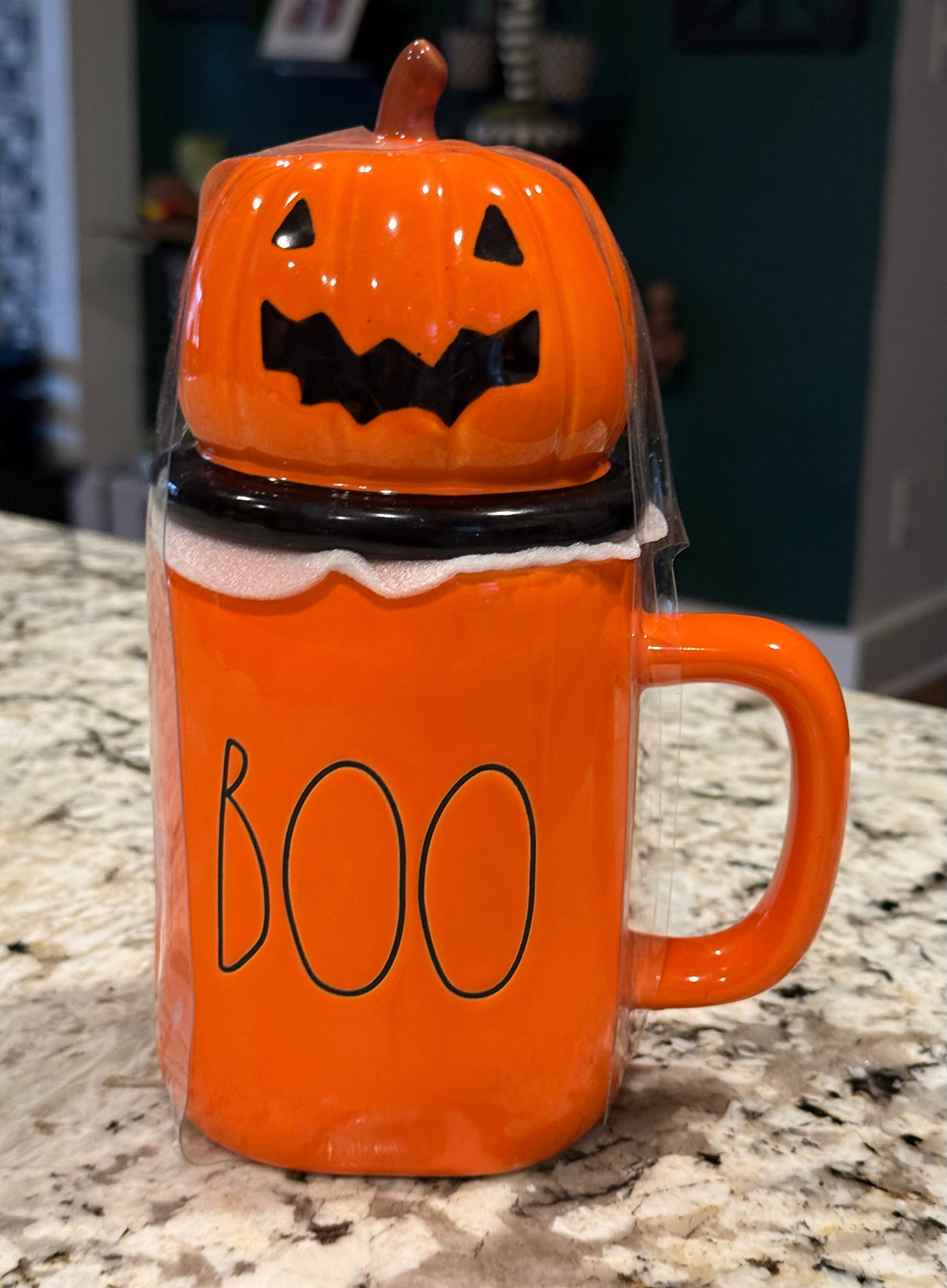 New Rae Dunn orange ceramic Halloween decor topped coffee mug BOO