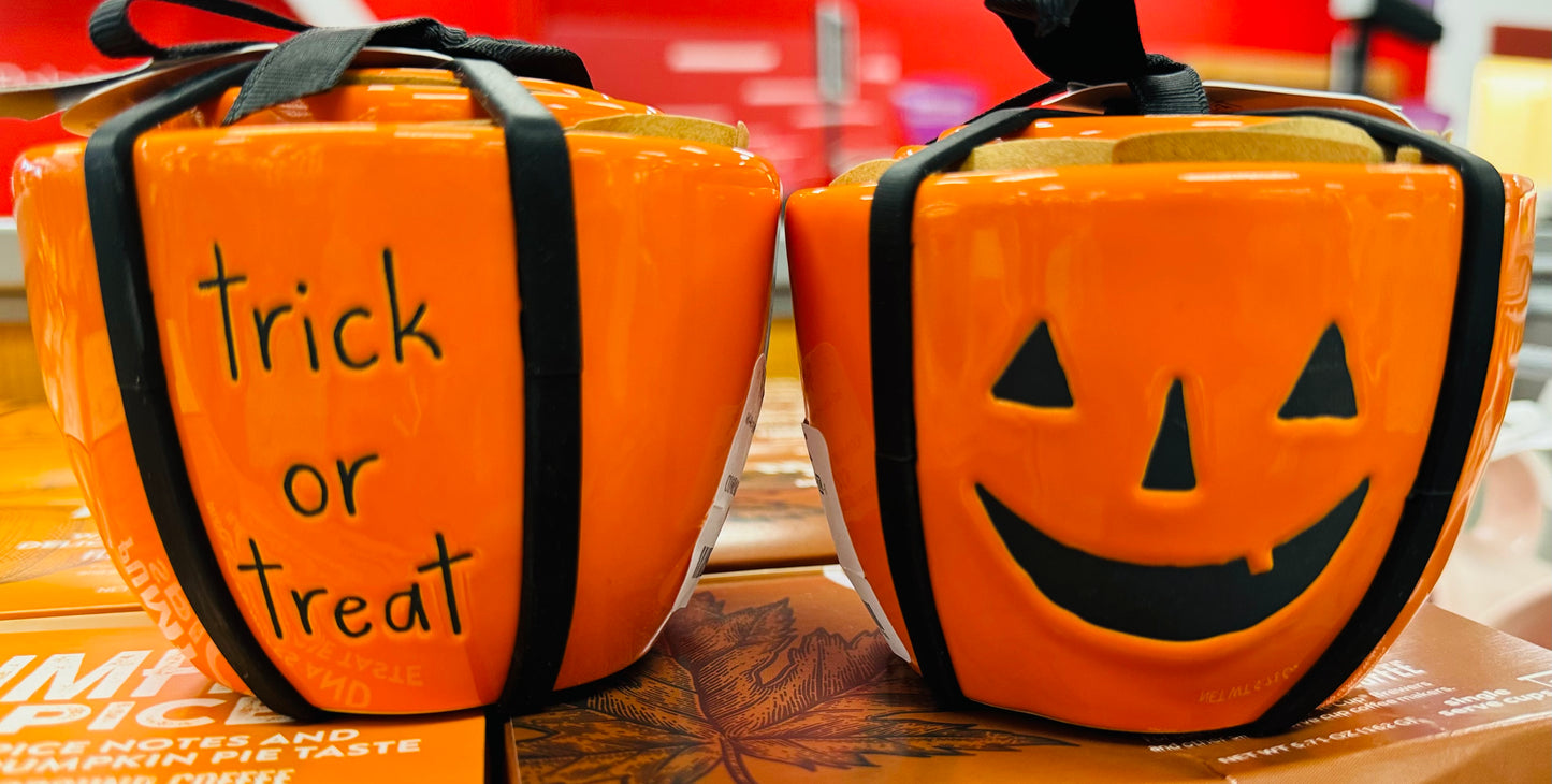 New Release! Rae Dunn orange ceramic Halloween 🎃 pumpkin face measuring cup set