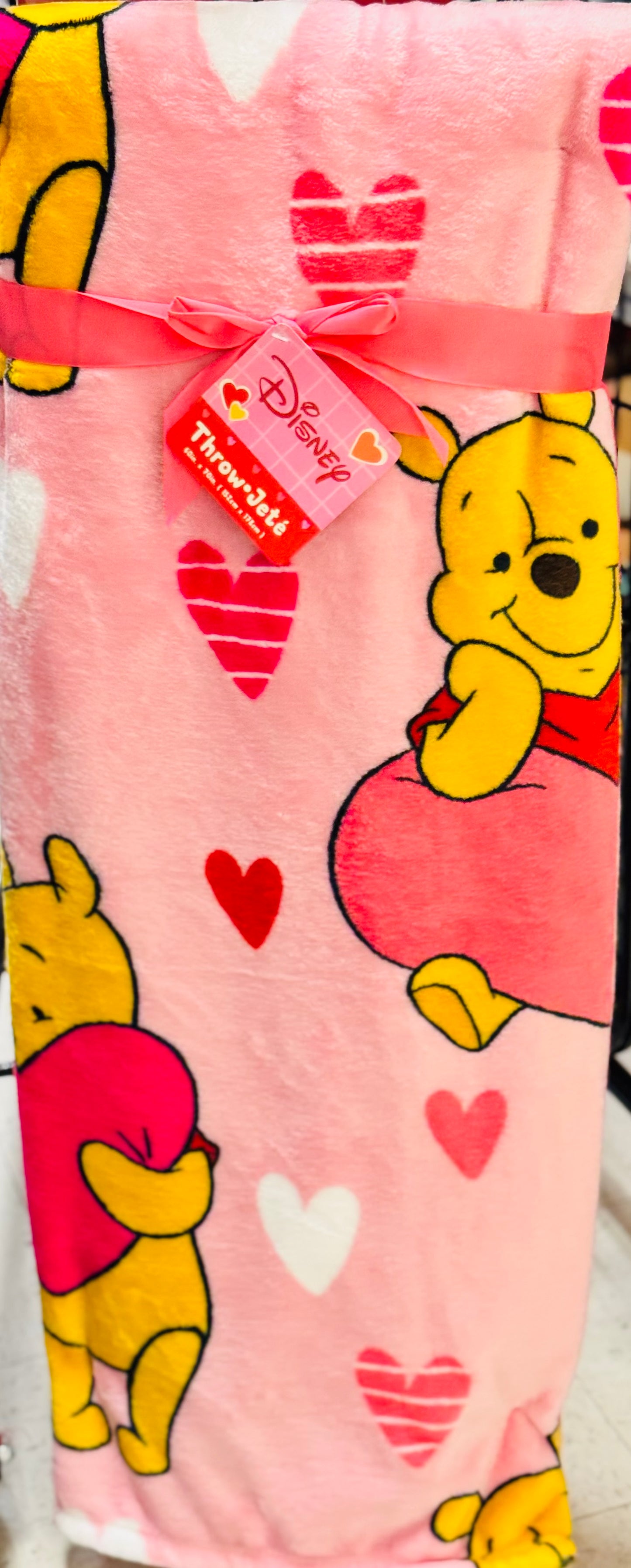 New pink heart Winnie the Pooh Valentines Day throw blanket 50x70