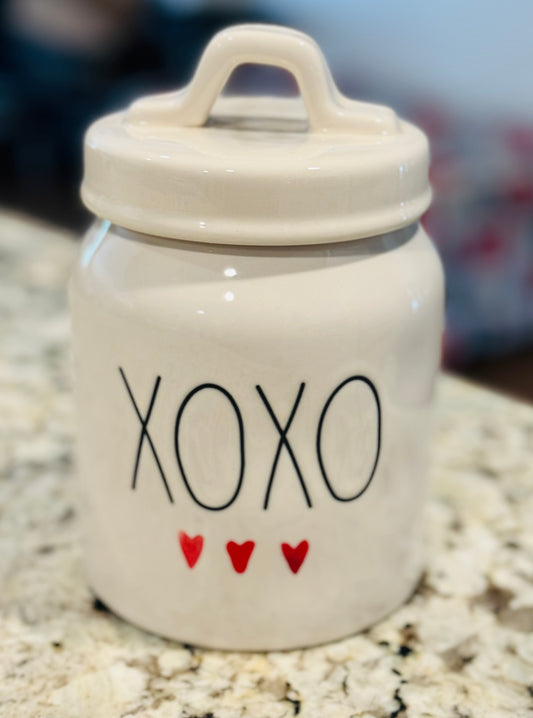 New Rae Dunn white ceramic baby Valentine’s Day watercolor heart decor canister XOXO