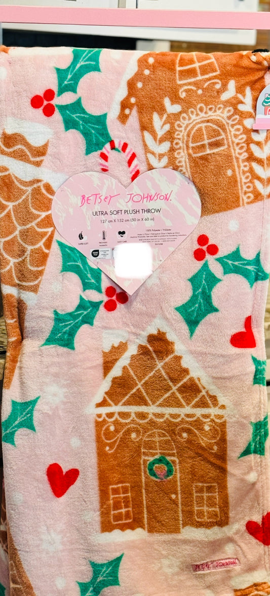 New Betsy Johnson Pink & white Christmas gingerbread house throw blanket 50x60