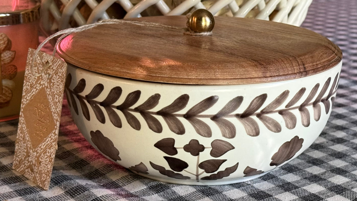 New Made in India 8” brown floral ceramic covered baking dish