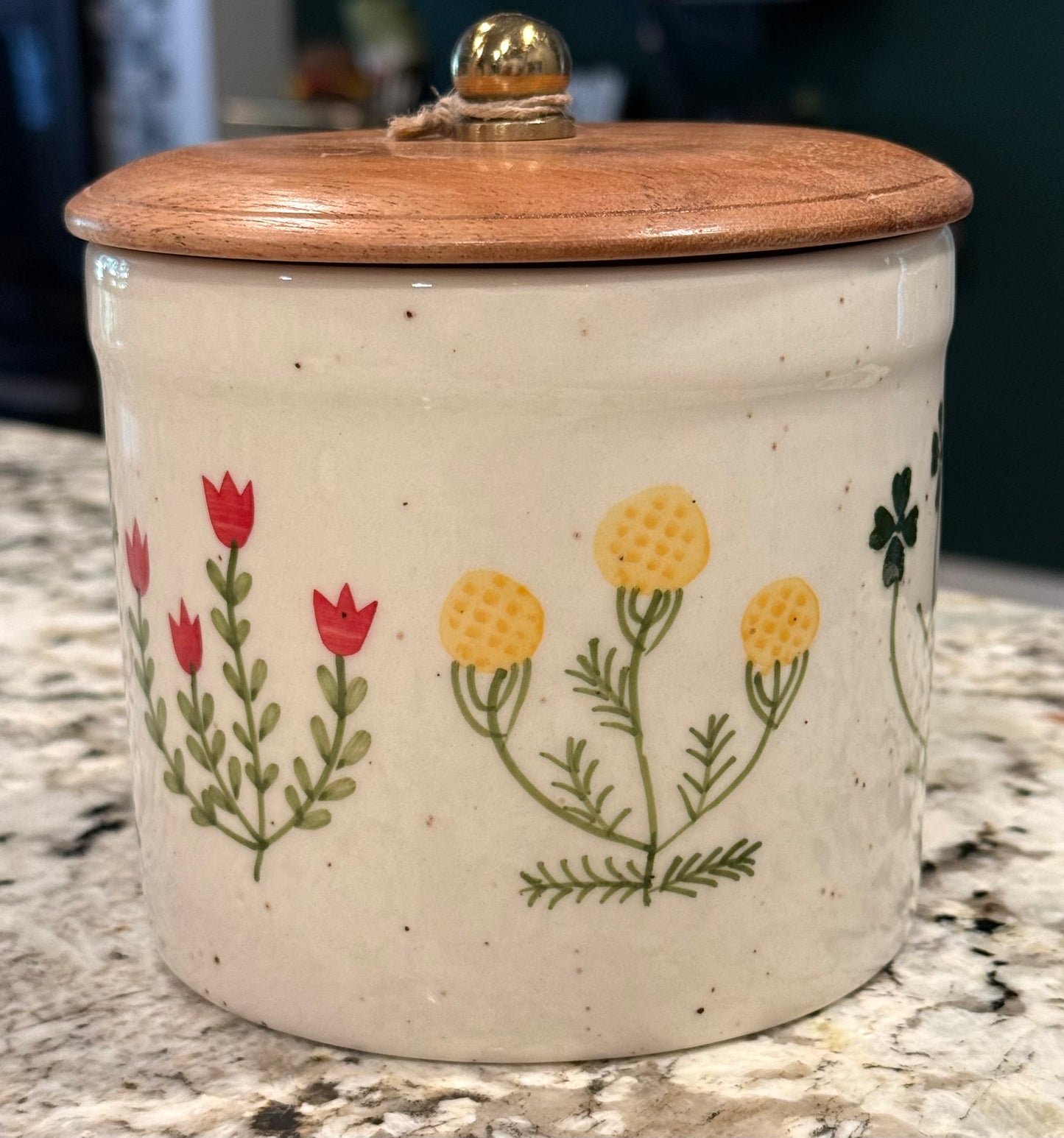 New ceramic Made in India 3-piece floral storage canister set, hand painted, wood lid. 9” 8” 5”