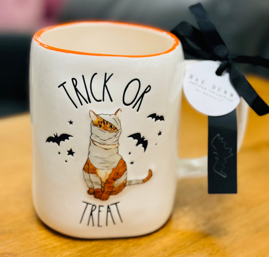 New Rae Dunn ceramic Halloween 🎃 mummy cat TRICK OR TREAT coffee mug