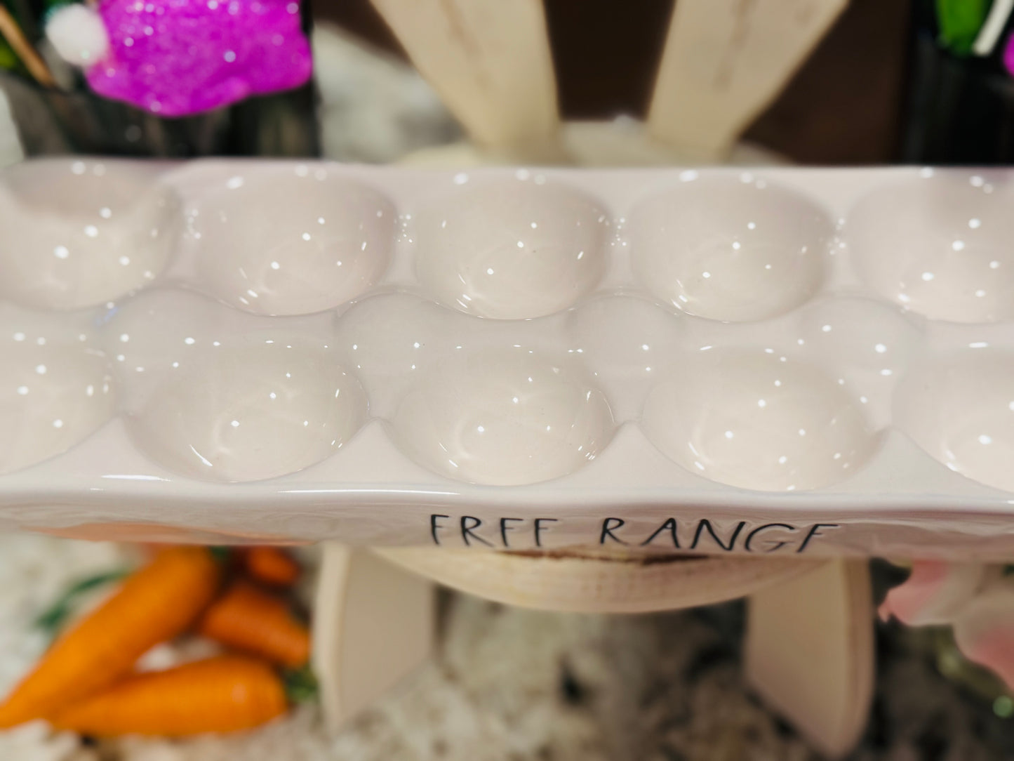 New Rae Dunn ceramic 12-slot egg holder FREE RANGE