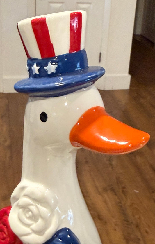 New ceramic 13” Stars and Stripes 🇺🇸 USA July 4th decor