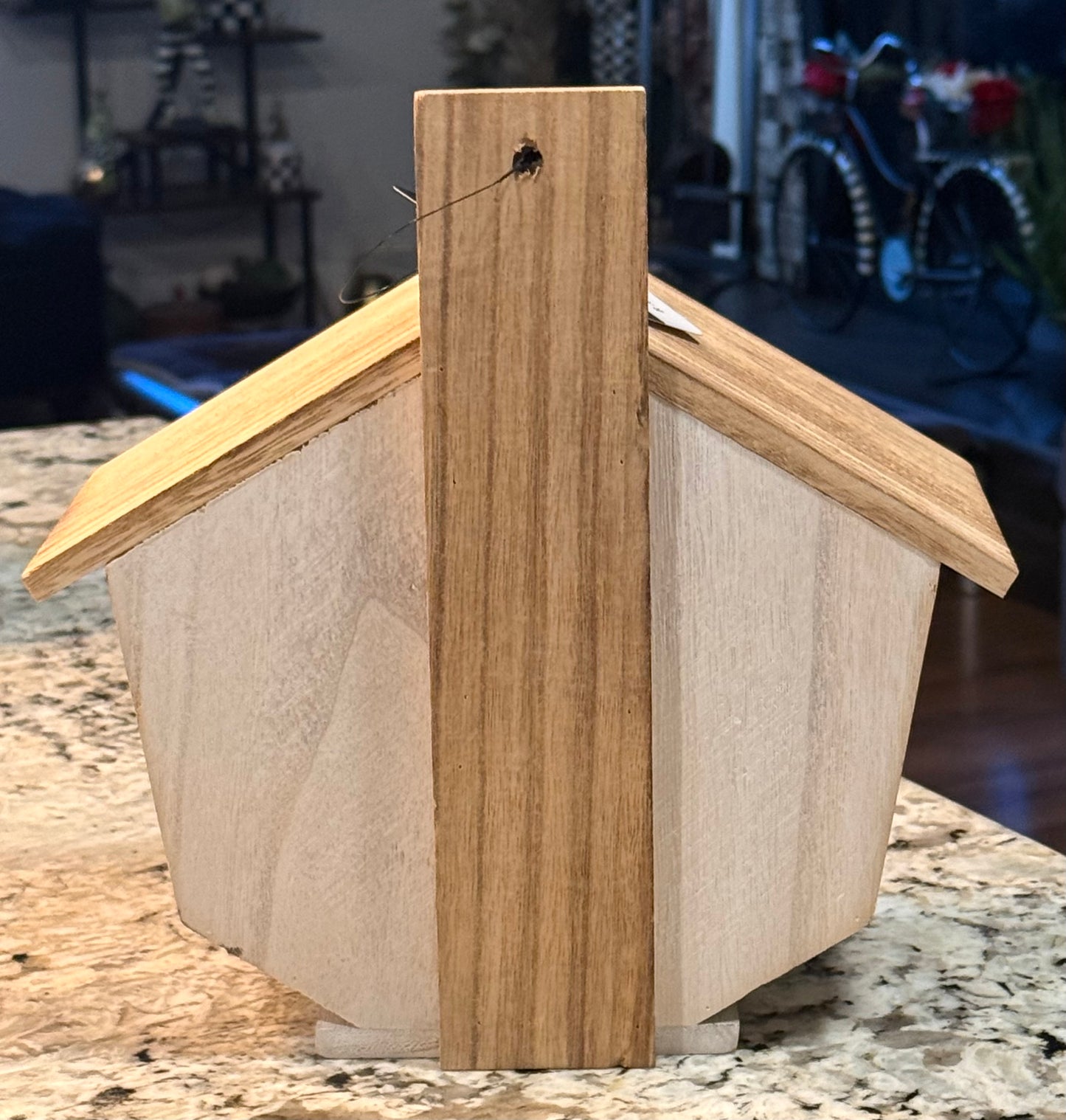 New Rae Dunn wood birdhouse TWEET 10.5x10.5
