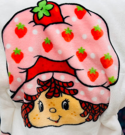 New Strawberry Shortcake oversized throw blanket 60x70 uber soft plush!