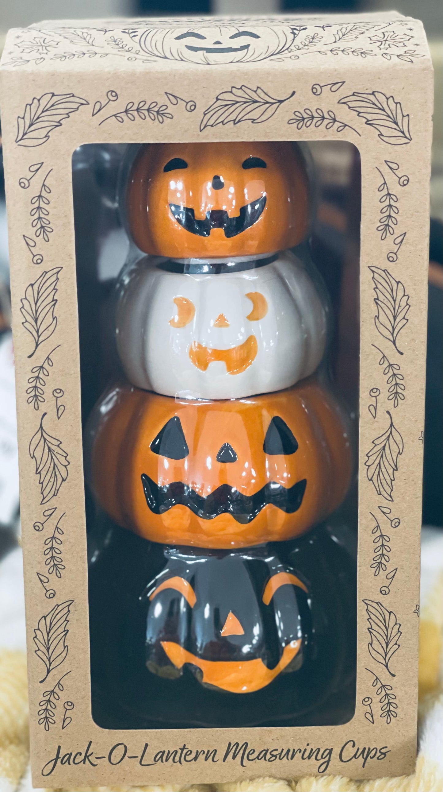 New Bake Shop jack o lantern pumpkin measuring cup set