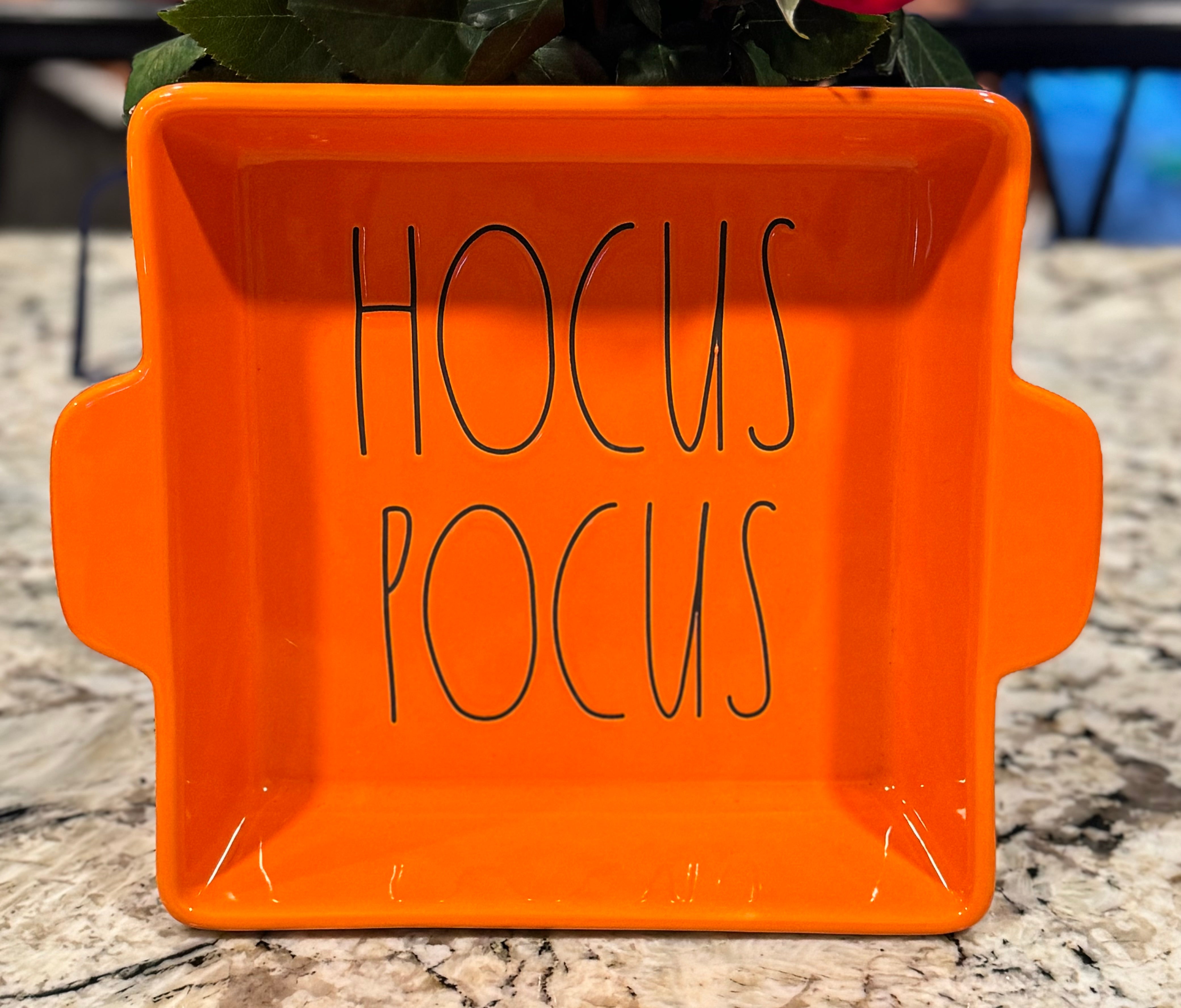 NEW Rae Dunn Set Of 4 Orange And Black Halloween selling Ceramic Spooky Hocus Pocus