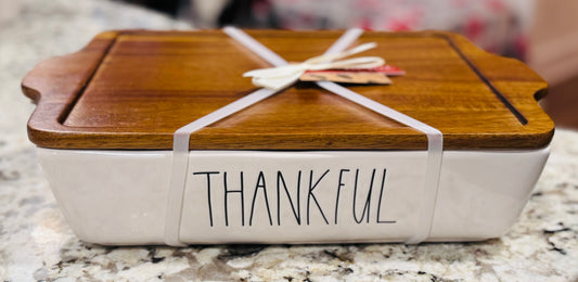 New Rae Dunn white ceramic fall covered wood top casserole baking dish THANKFUL