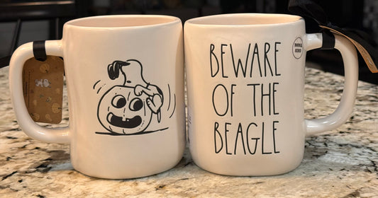 New Rae Dunn x Peanuts ceramic Snoopy Halloween coffee mug BEWARE OF THE BEAGLE