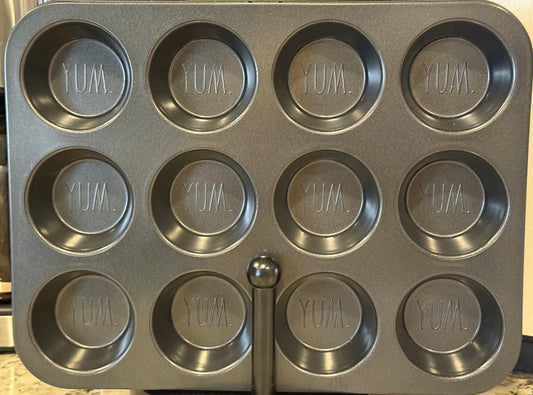 New Rae Dunn black metal YUM cupcake baking pan
