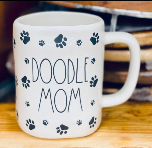 New Rae Dunn white ceramic DOODLE MOM paw print 🐾 coffee mug