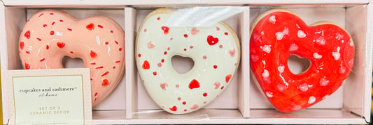 New Cupcakes and Cashmere 3-piece Valentine heart shaped ceramic donut decor