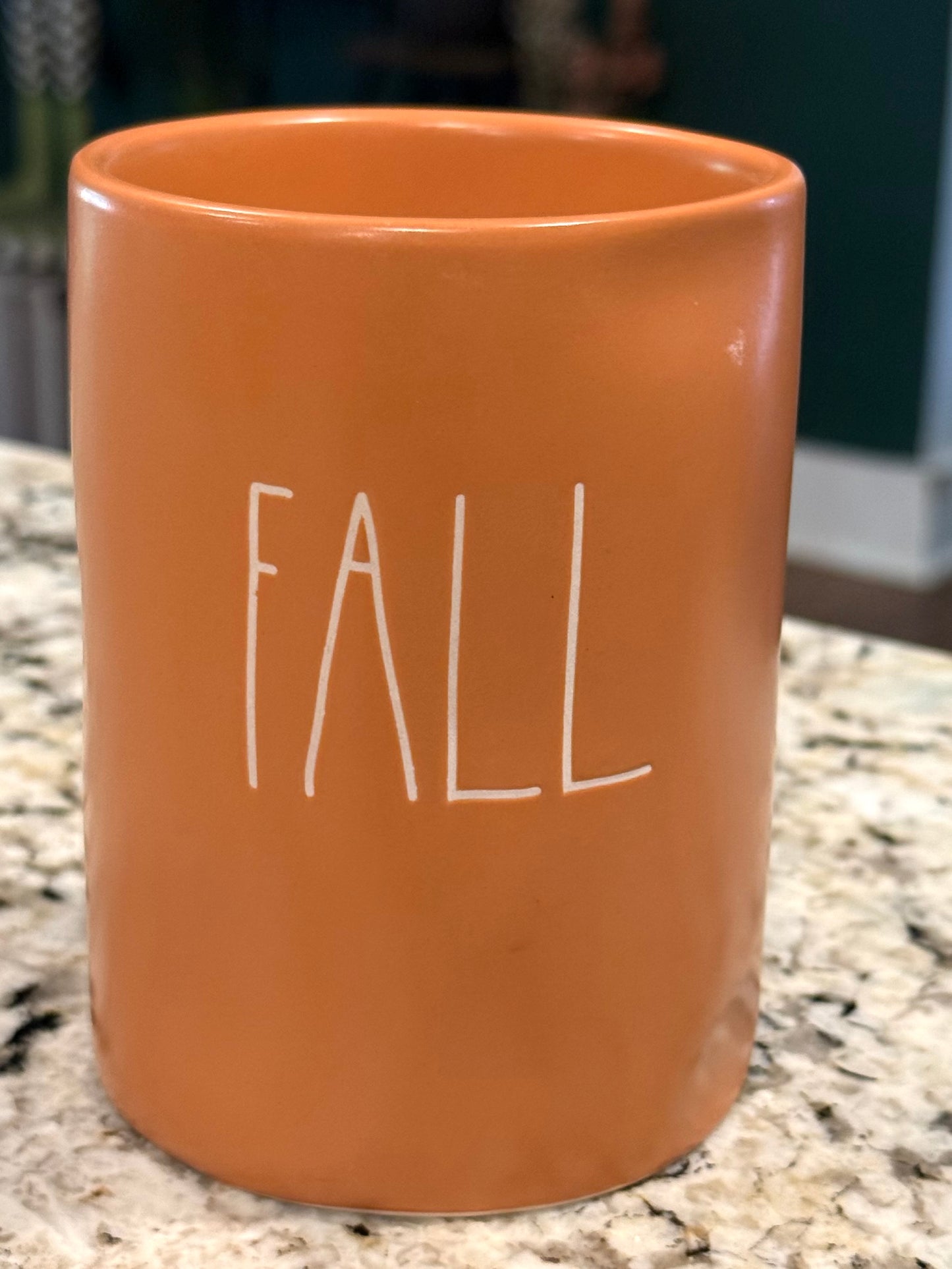 New Rae Dunn ceramic FALL  candle 6” Pumpkin pie scented