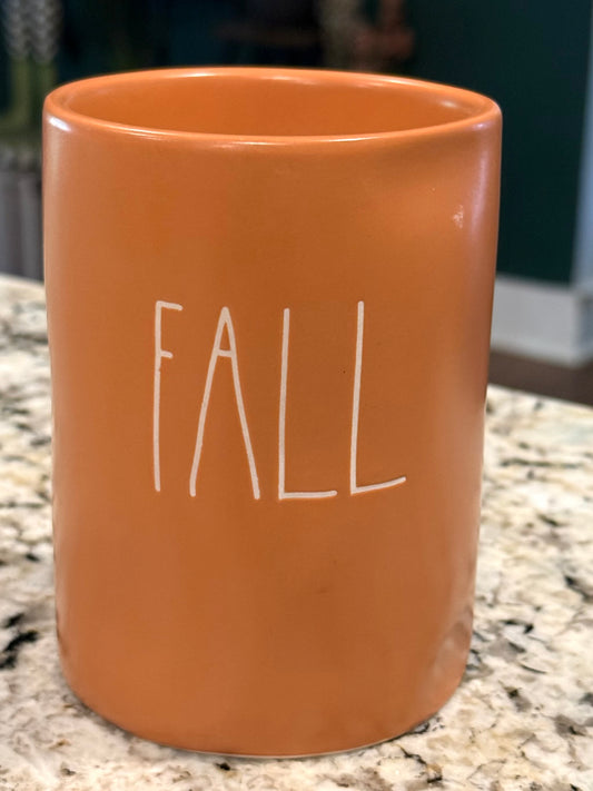New Rae Dunn ceramic FALL  candle 6” Pumpkin pie scented