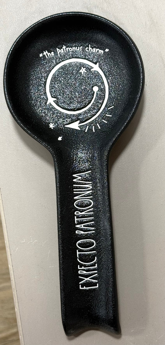 New Rae Dunn x Harry Potter matte black ceramic spoon rest EXPECTO PATRONUM