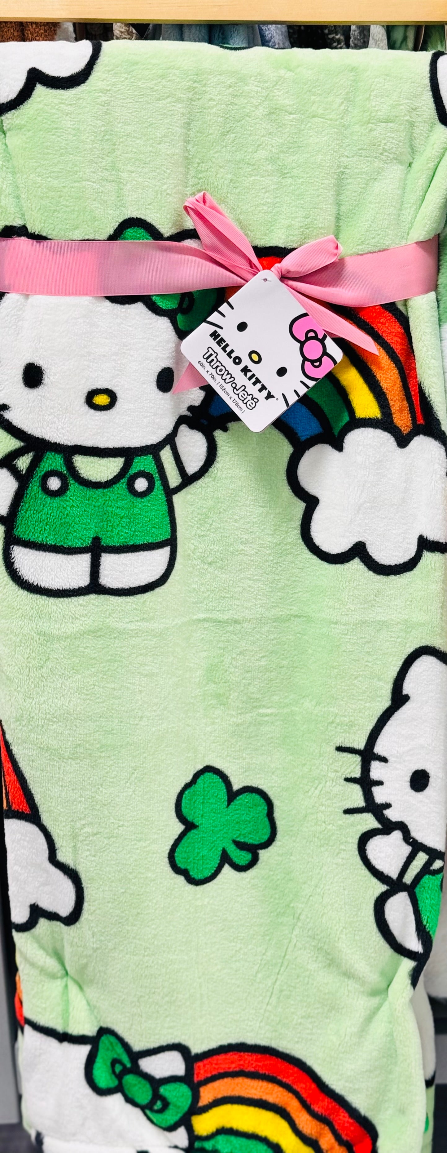 New Hello Kitty green St. Patrick’s Day rainbow throw blanket 50x70