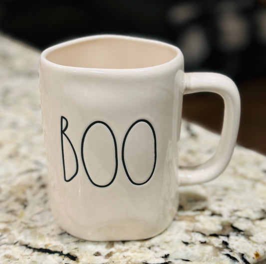 New Rae Dunn ceramic Halloween coffee mug BOO