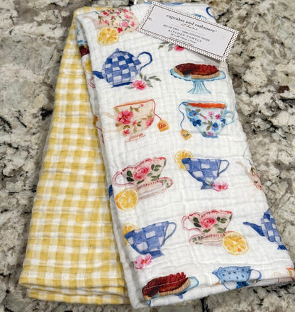 New Cupcakes and Cashmere 2-piece kitchen royal check teapot dish towel set
