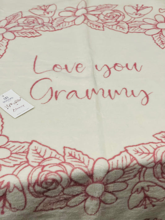 New Decofil super soft LOVE YOU GRAMMY ivory throw blanket decor 51x67