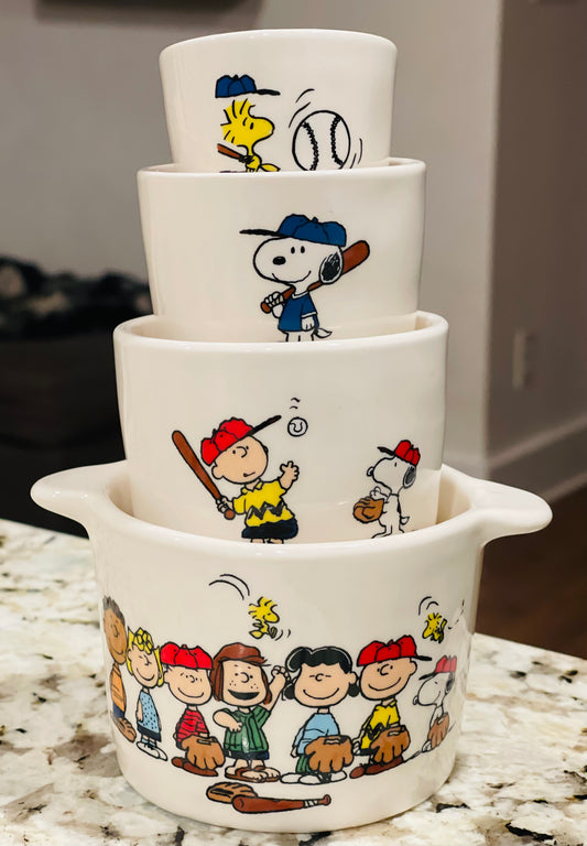 New Rae Dunn x Peanuts Snoopy Baseball team measuring cup set