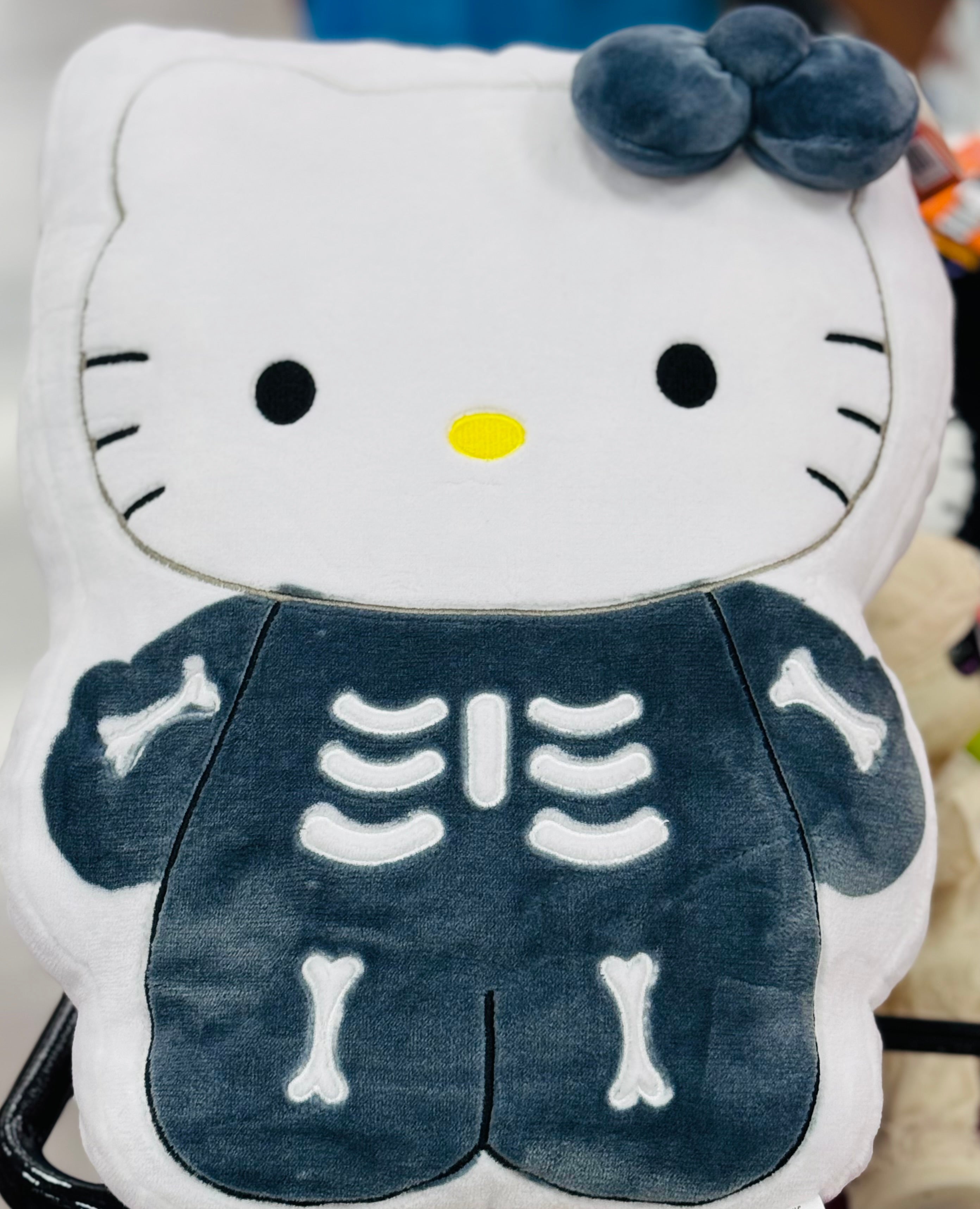 Halloween shops cat skeleton pillow