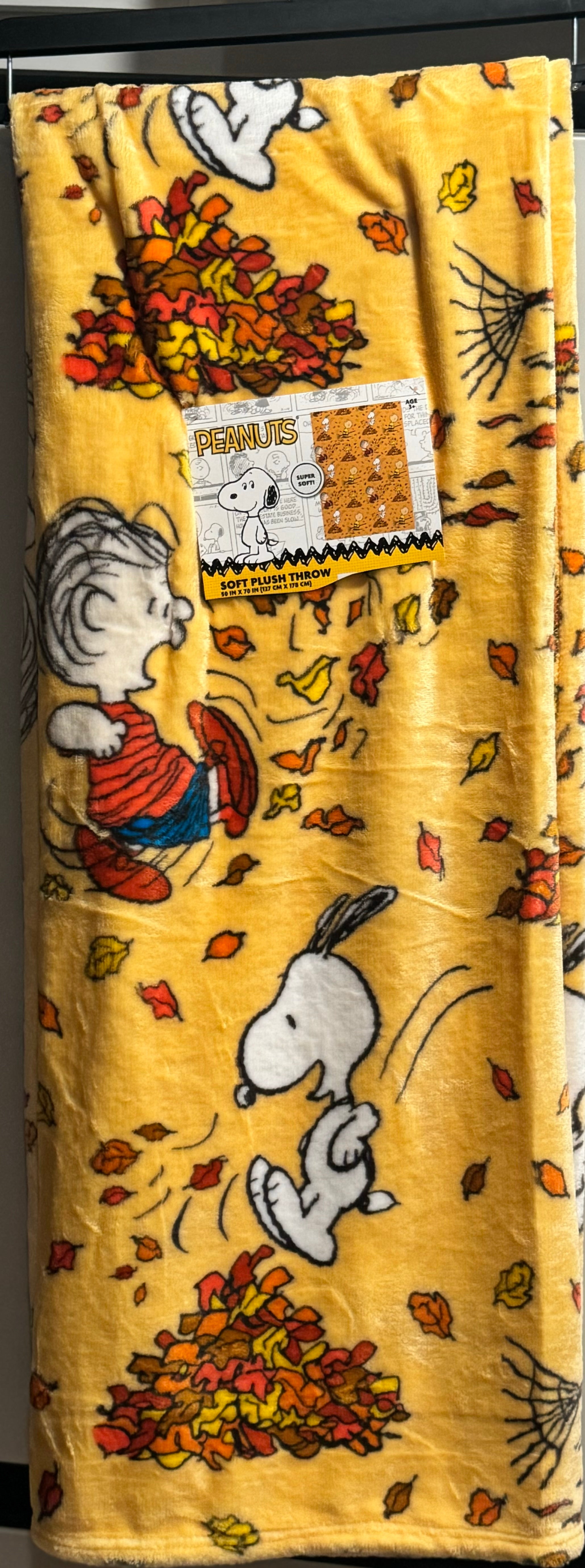 Peanuts snoopy autumn store Thanksgiving silky soft blanket