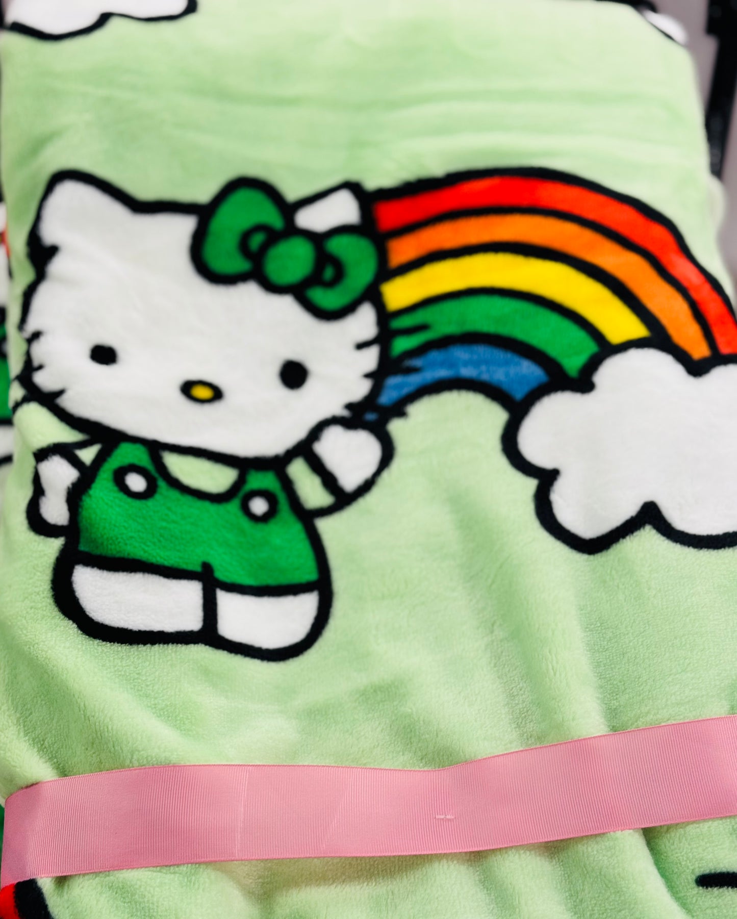 New Hello Kitty green St. Patrick’s Day rainbow throw blanket 50x70