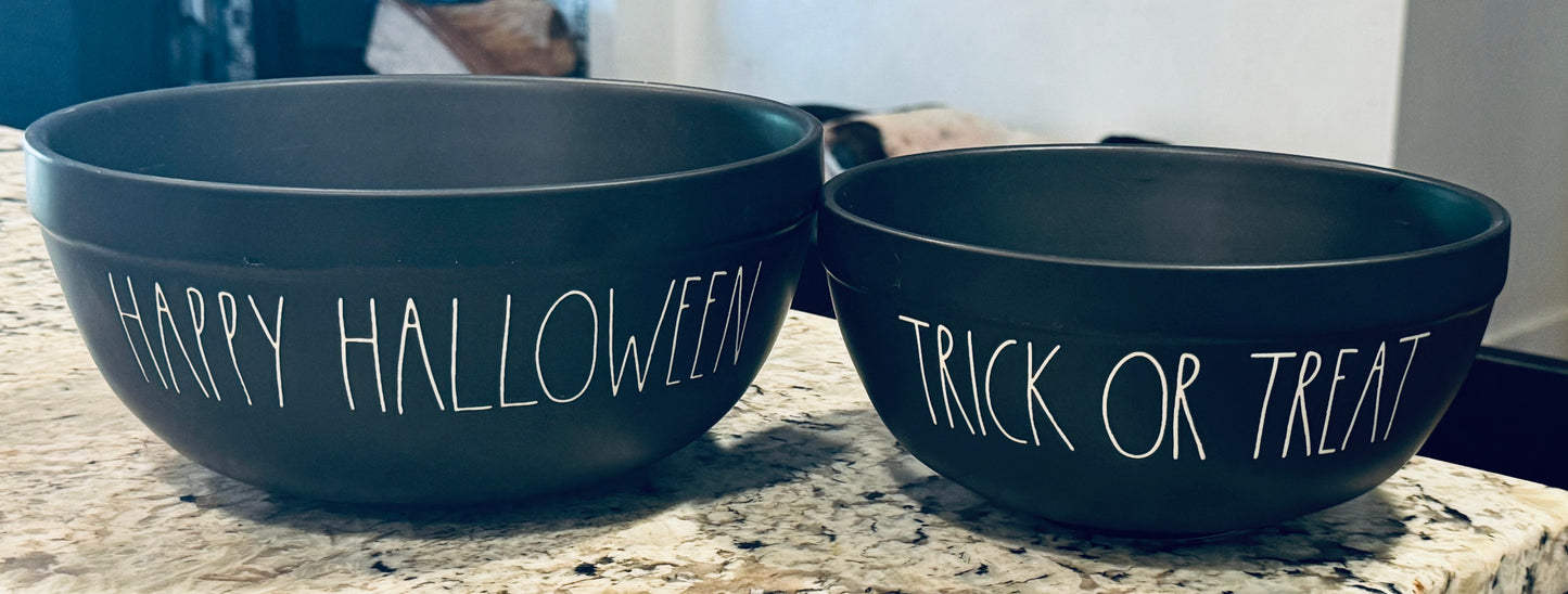 New Rae Dunn 2- piece matte black ceramic Halloween bowl set HAPPY HALLOWEEN & TRICK OR TREAT