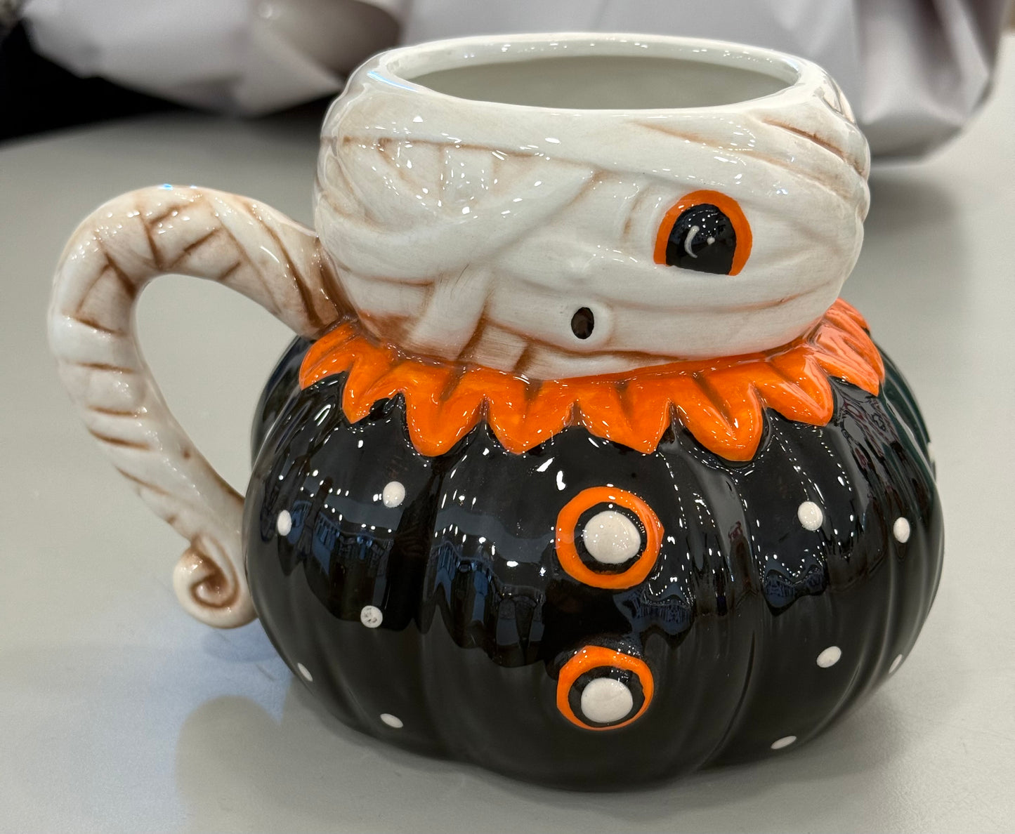 New release Joanna Parker ceramic Halloween One eyed mummy coffee mug decor