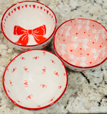 New Love and Cupcakes ceramic 3-piece heart and bow bowl set