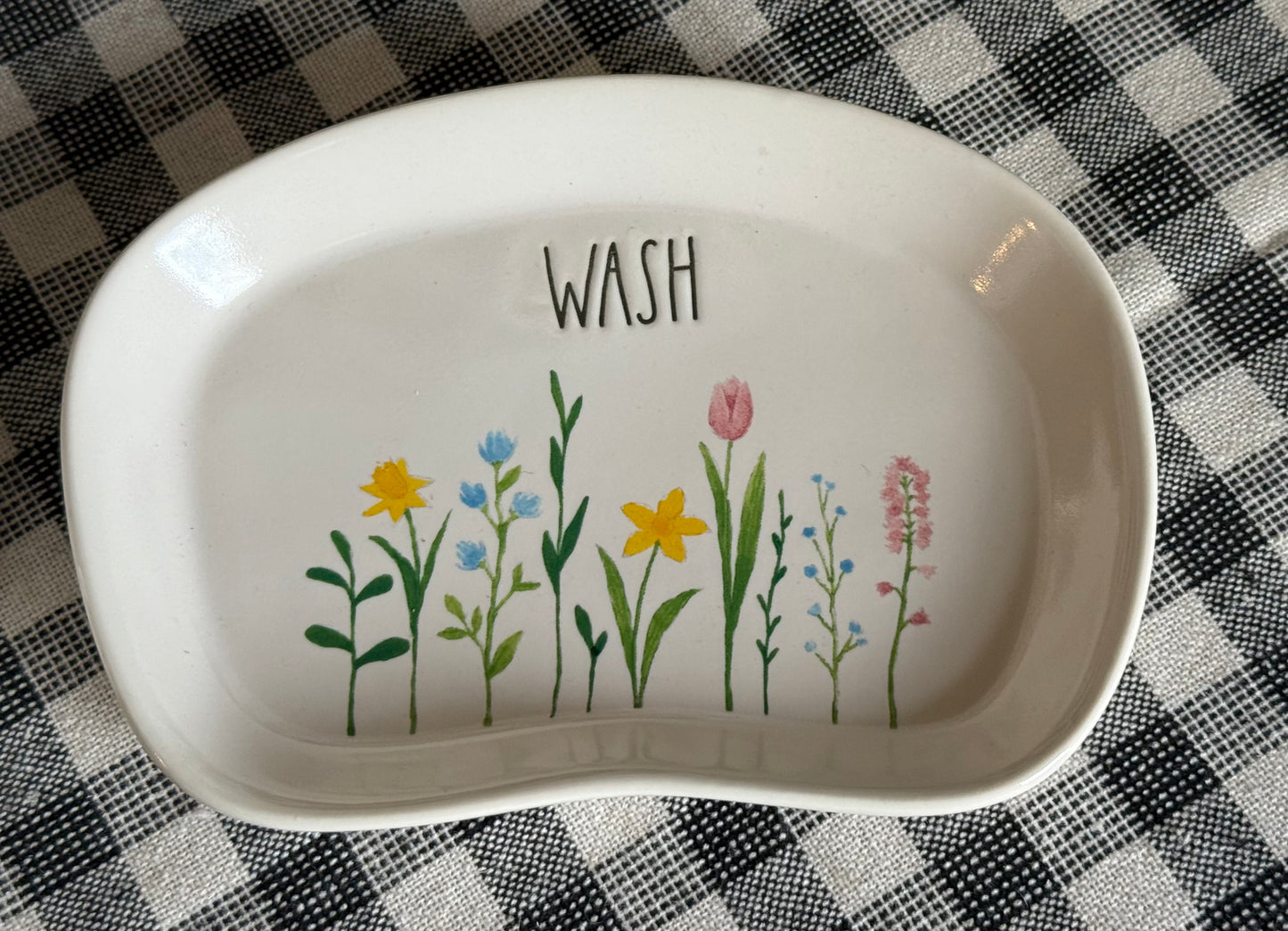 New Rae Dunn 2-piece floral bathroom accessories set WASH