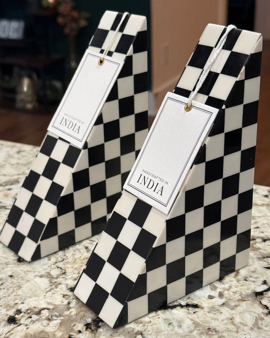 New 2-piece black & white checkered book end set 7x5”