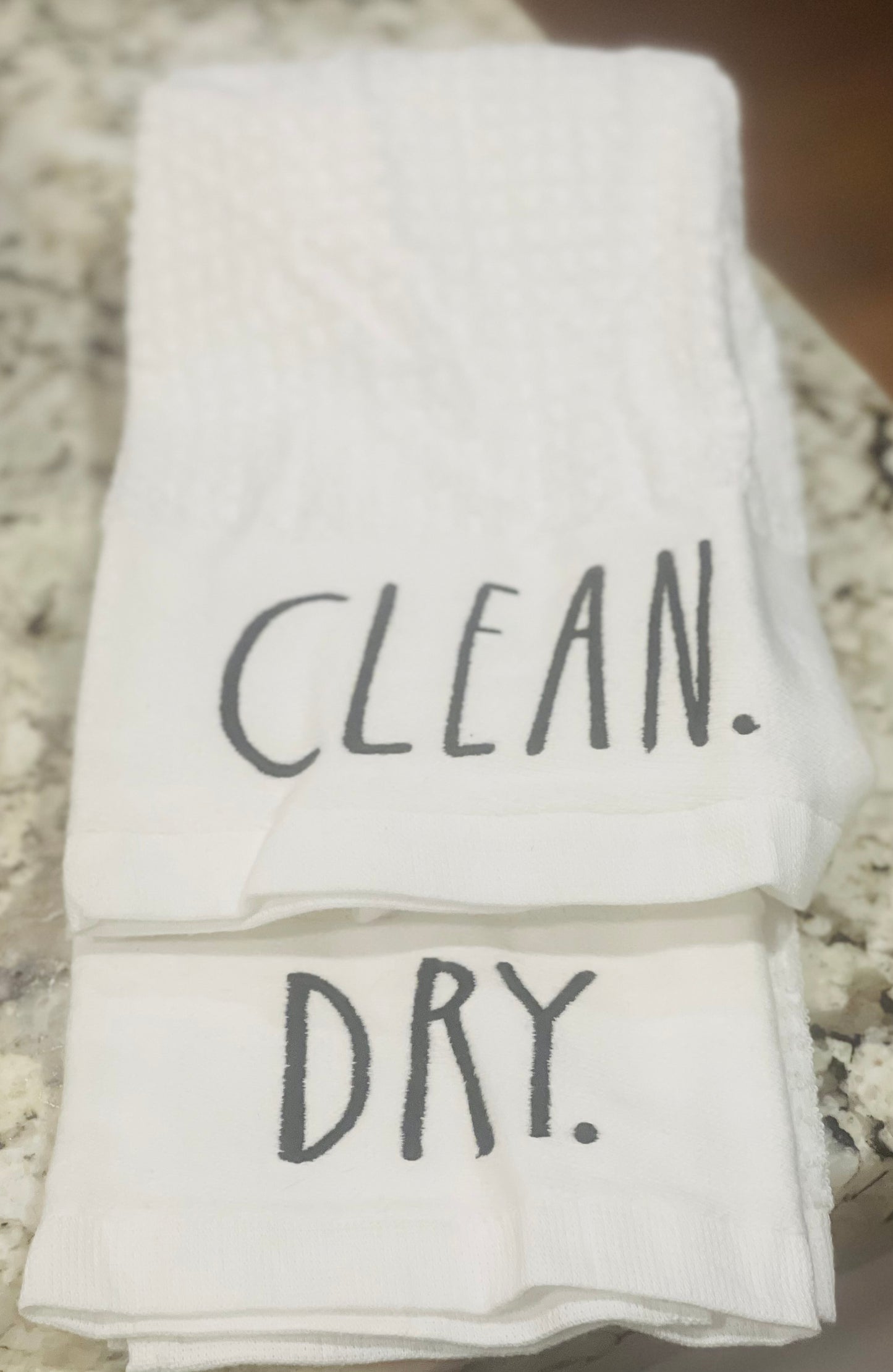 New Rae Dunn 2-piece white kitchen dish towel set DRY/CLEAN