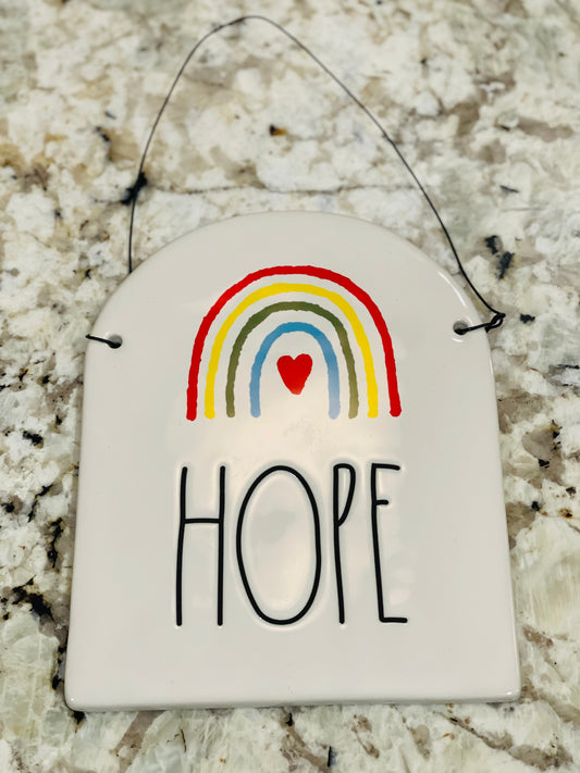 New Rae Dunn white ceramic hanging rainbow 🌈 sign decor HOPE