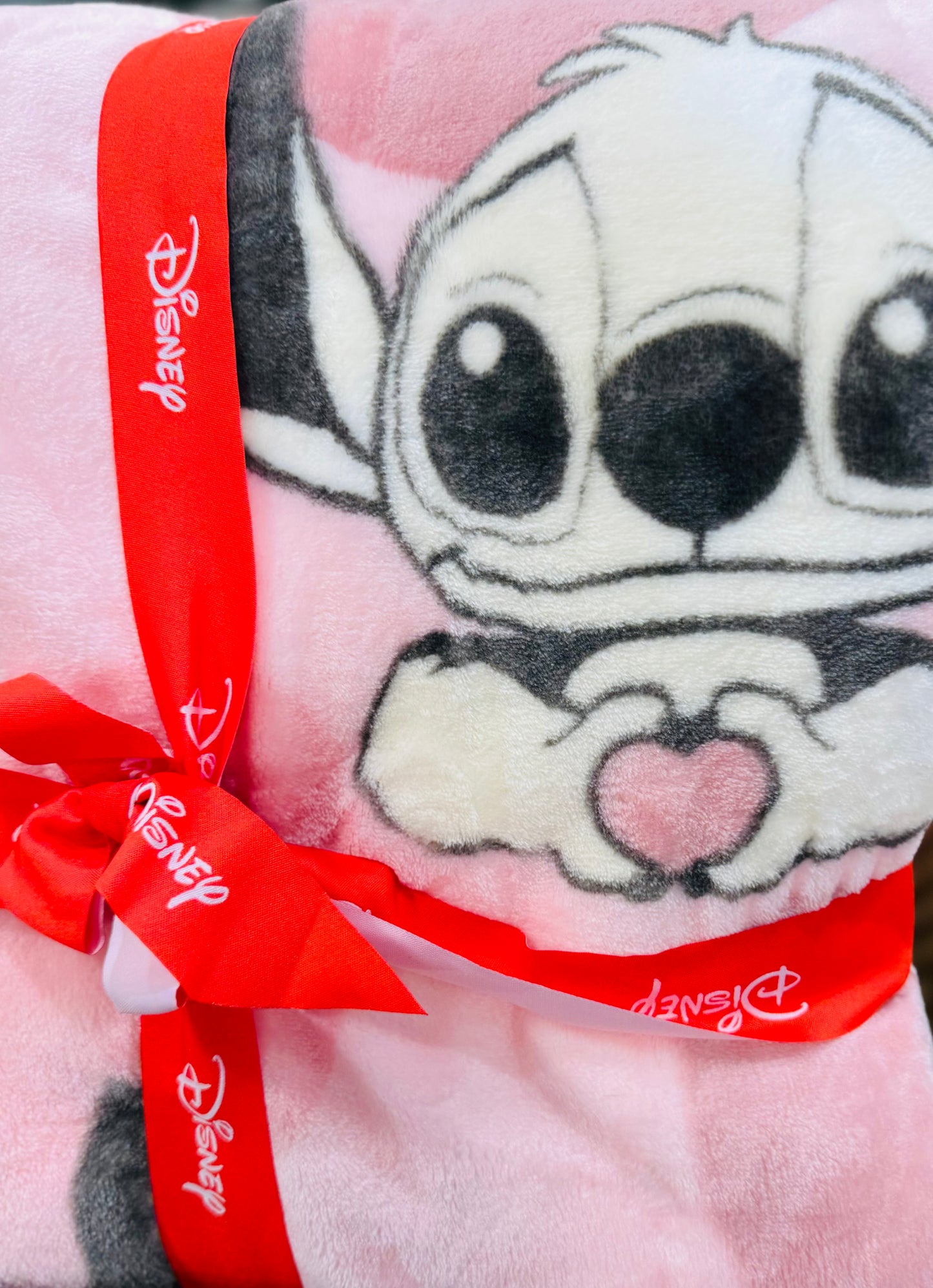 New pink Lilo & Stitch heart blanket 60x90 TWIN size