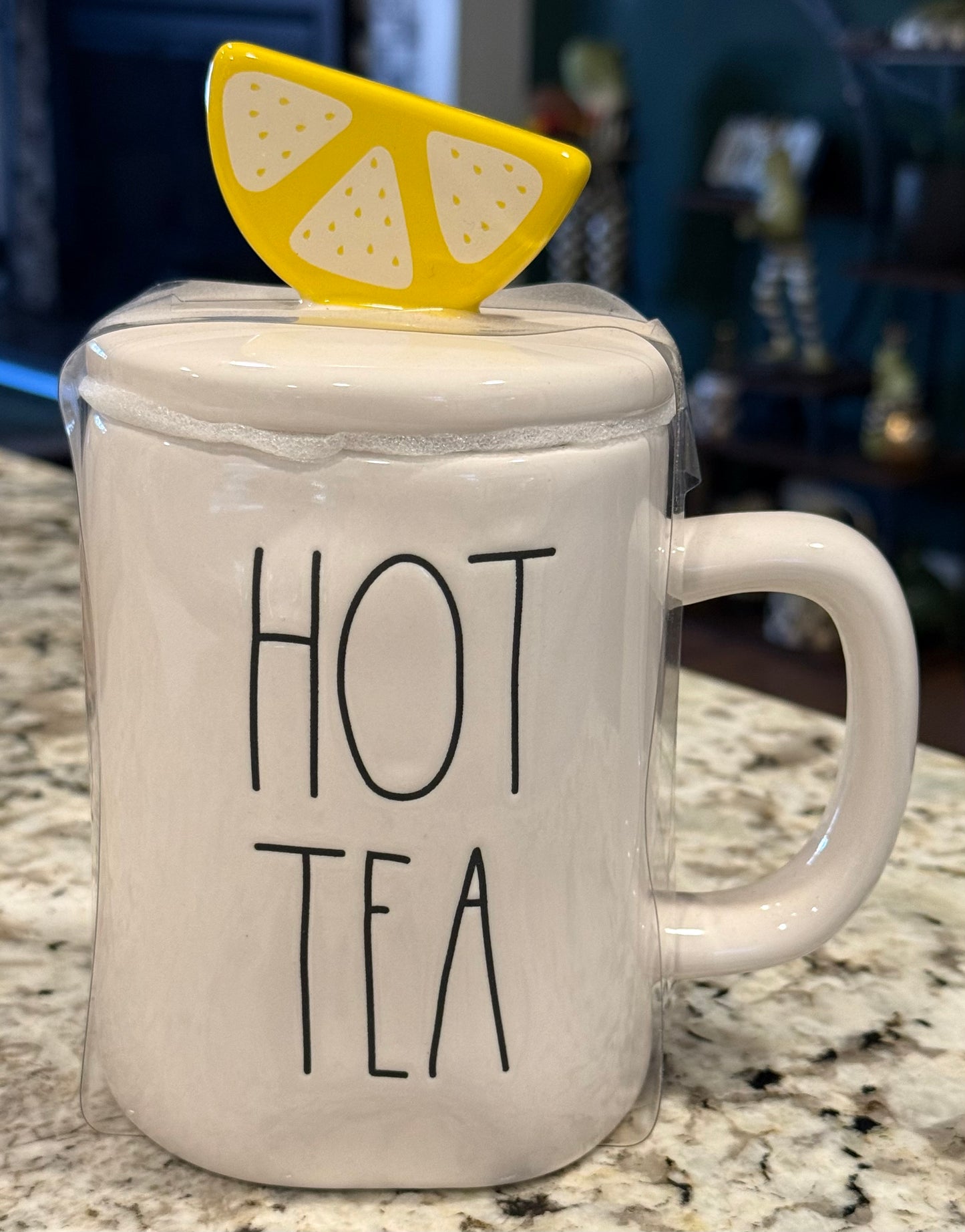 New Rae Dunn ceramic lemon topper mug HOT TEA