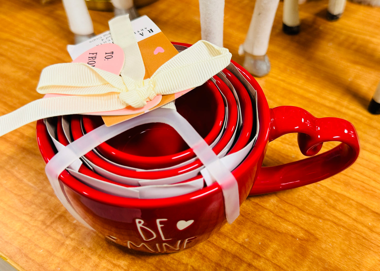 New Rae Dunn red ceramic Valentines Day measuring cup set heart handled BE MINE