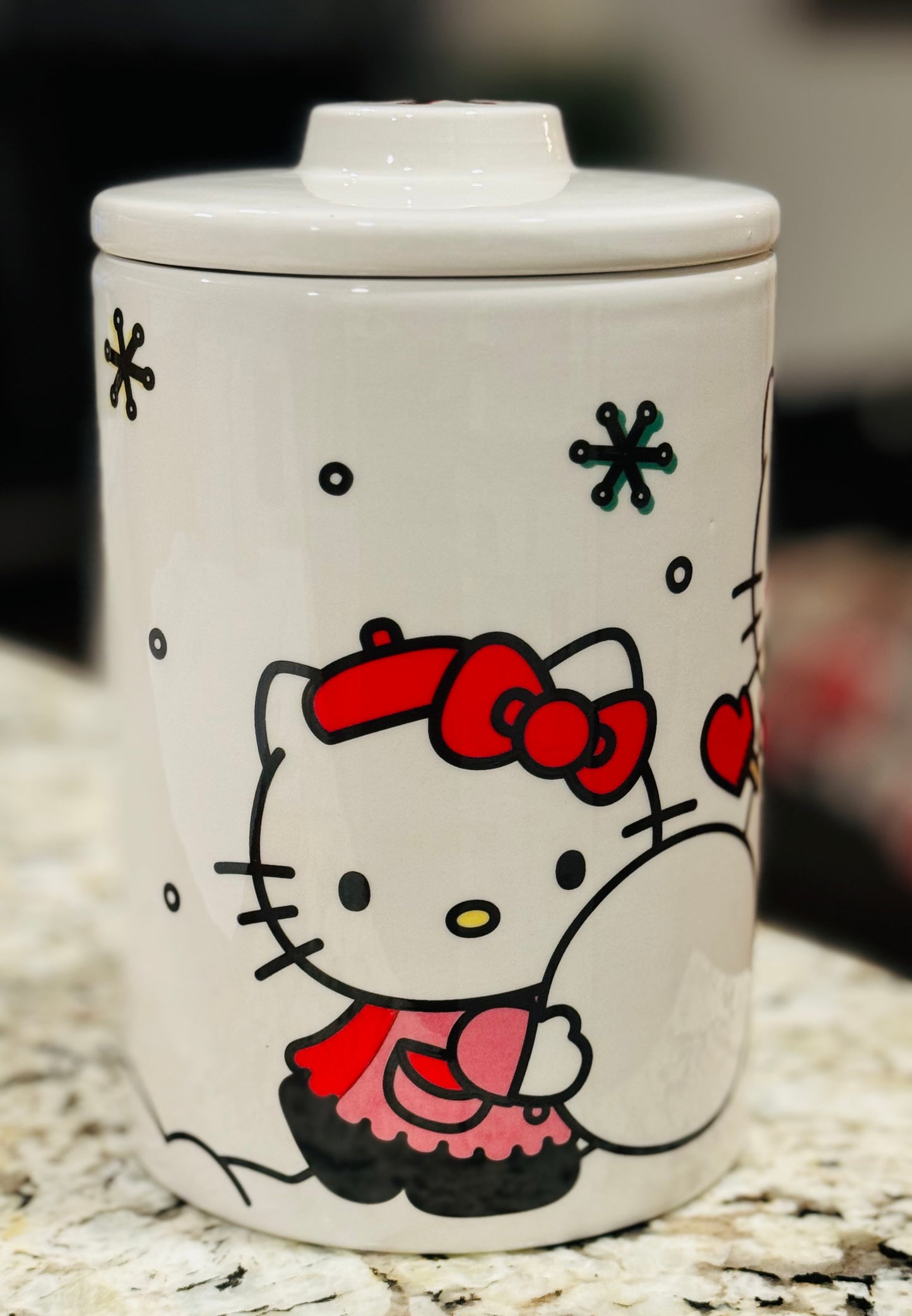 New Hello Kitty Christmas 8x5.25 ceramic storage container Snowkitty