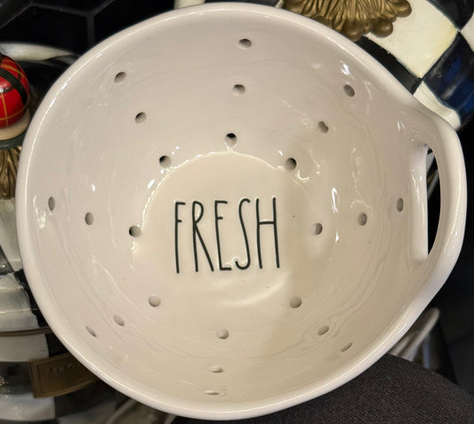 New Rae Dunn white ceramic FRESH mini 4” colander