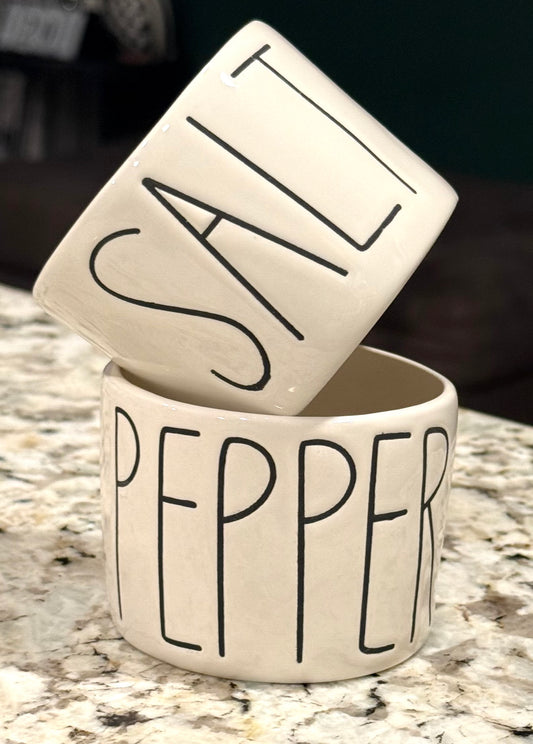 Rae Dunn ceramic 2-piece SALT/PEPPER dish set