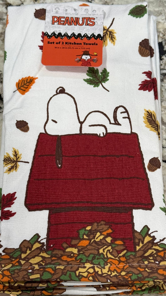New 2-piece Peanuts Snoopy fall kitchen dish towel set