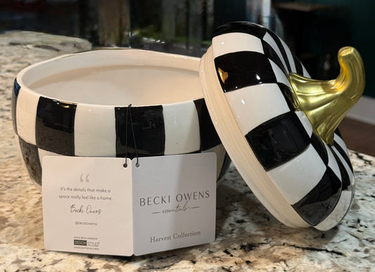 New ceramic Becky Owen’s 8x8 black and white checkered pumpkin cookie jar storage canister
