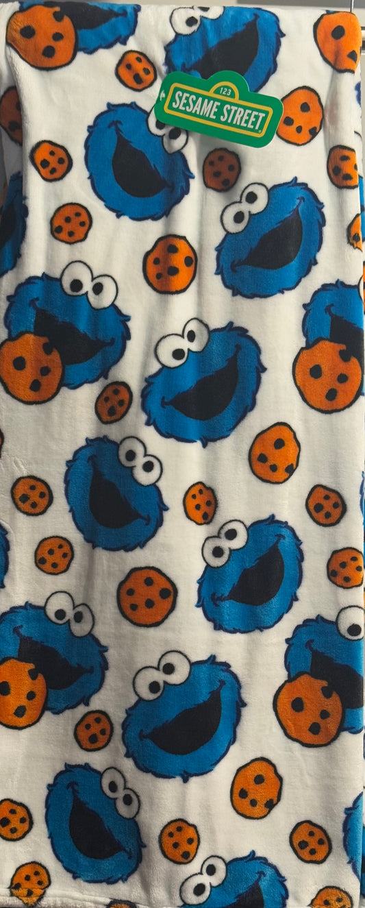 New Sesame Street 60x70 Cookie Monster throw blanket bedding