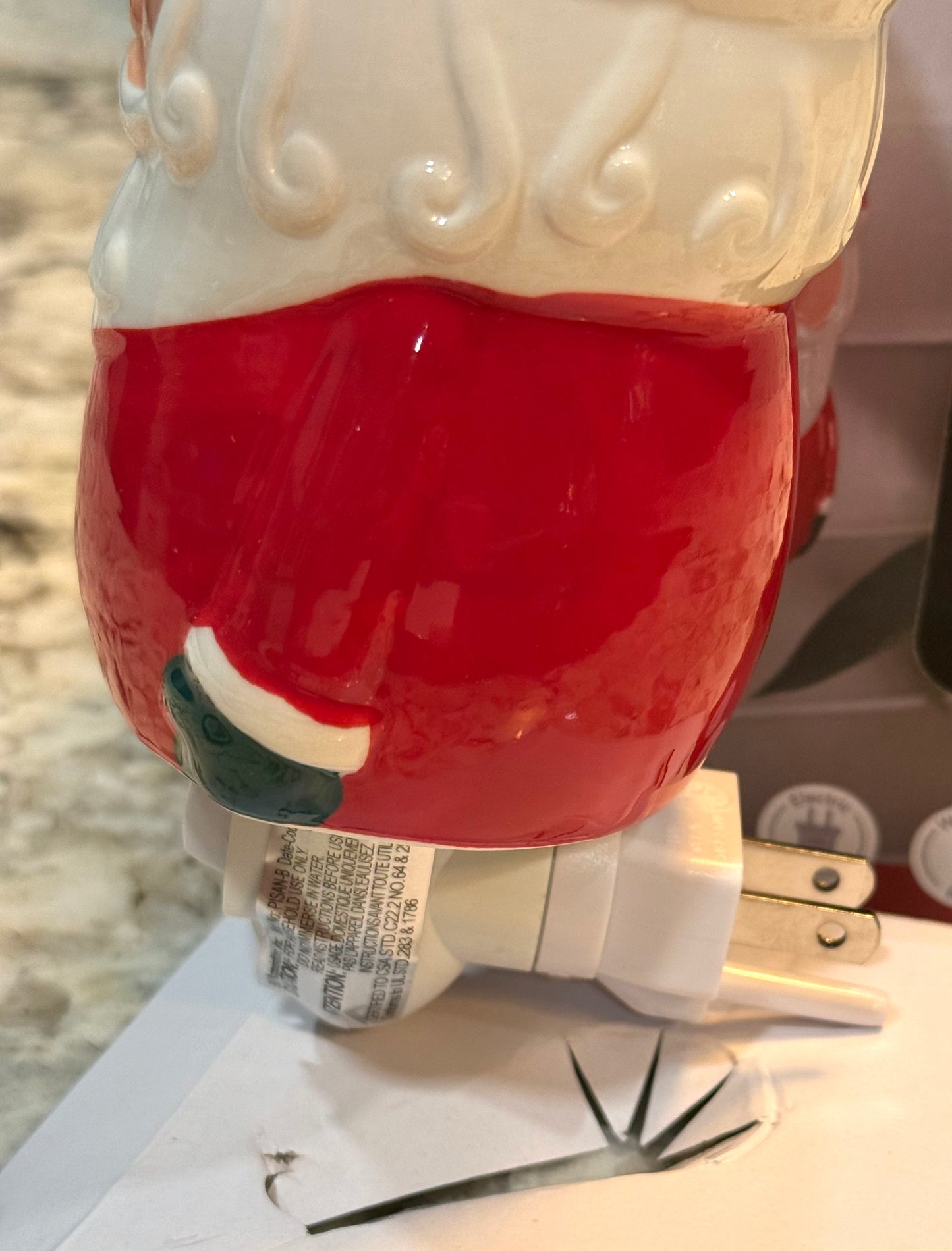 New Aroma Arts Christmas Santa Claus plug in wax warmer