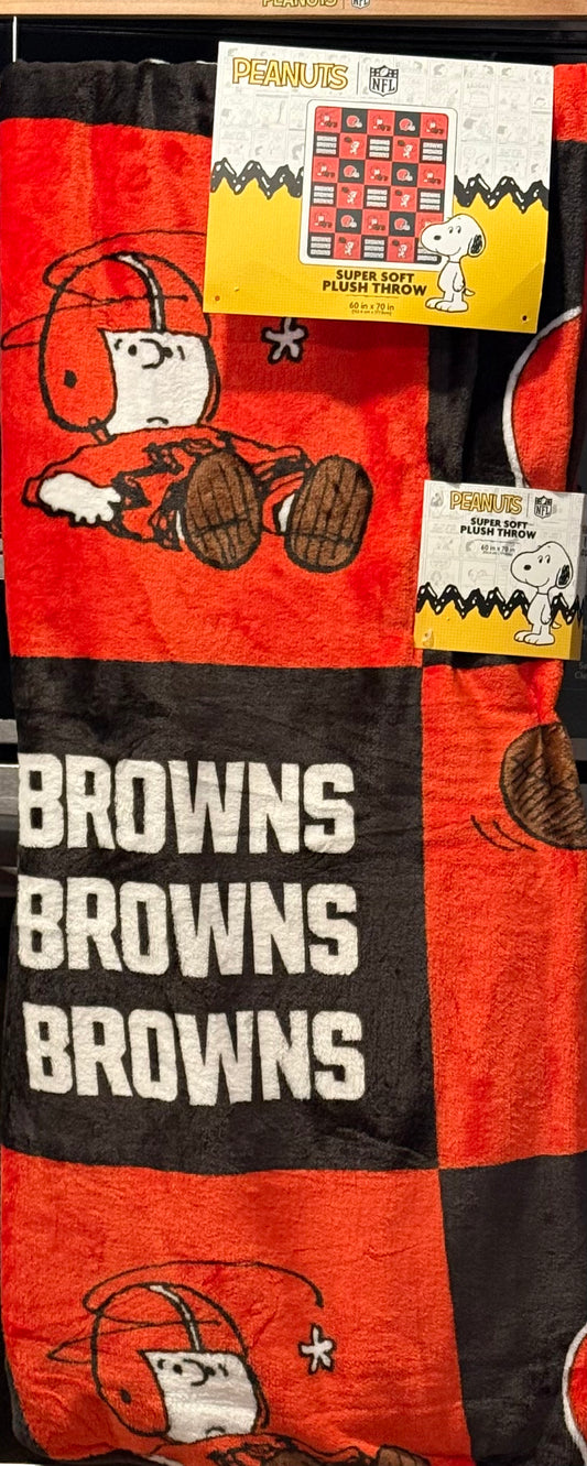 New NFL x Peanuts Snoopy Charlie Brown super soft Cleveland Browns throw blanket