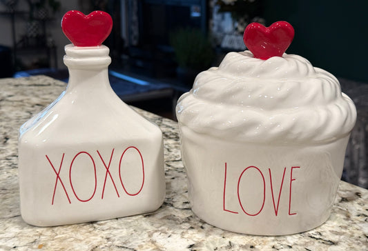 Rae Dunn white Valentine’s ceramic 2-piece cupcake & potion bottle set***read!
